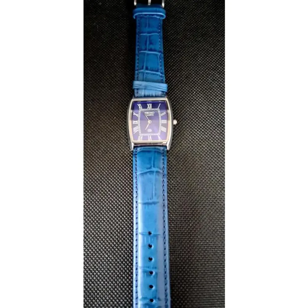 Vintage Men's Seiko Barrel/Tonneau Leather Tank Watch RARE